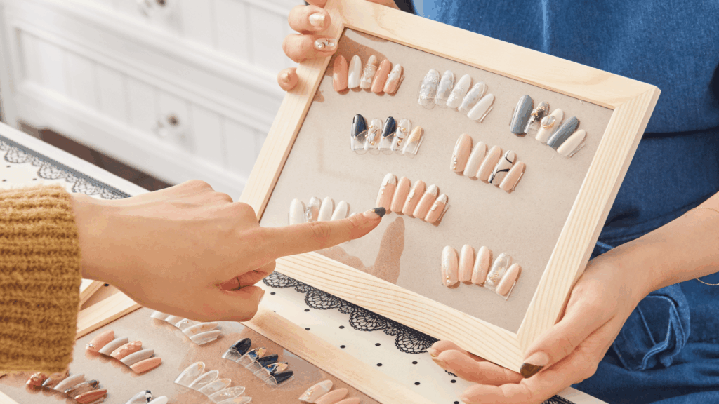 ネイルサロン開業についてのさまざまな形態について解説している記事