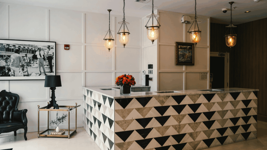 美容院で常連客が来なくなる理由、失脚率の実態についてと対策に関する記事