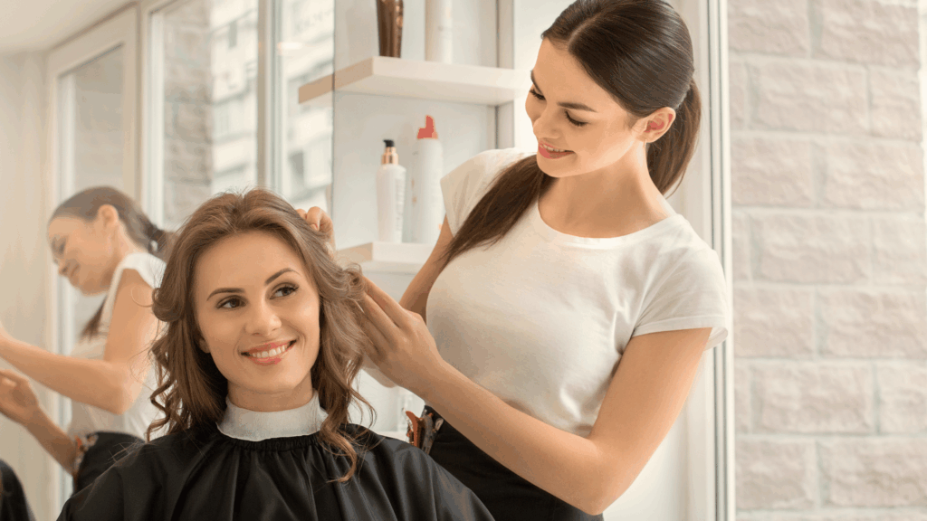 美容室のカウンセリングでリピート率を上げる方法を解説した記事