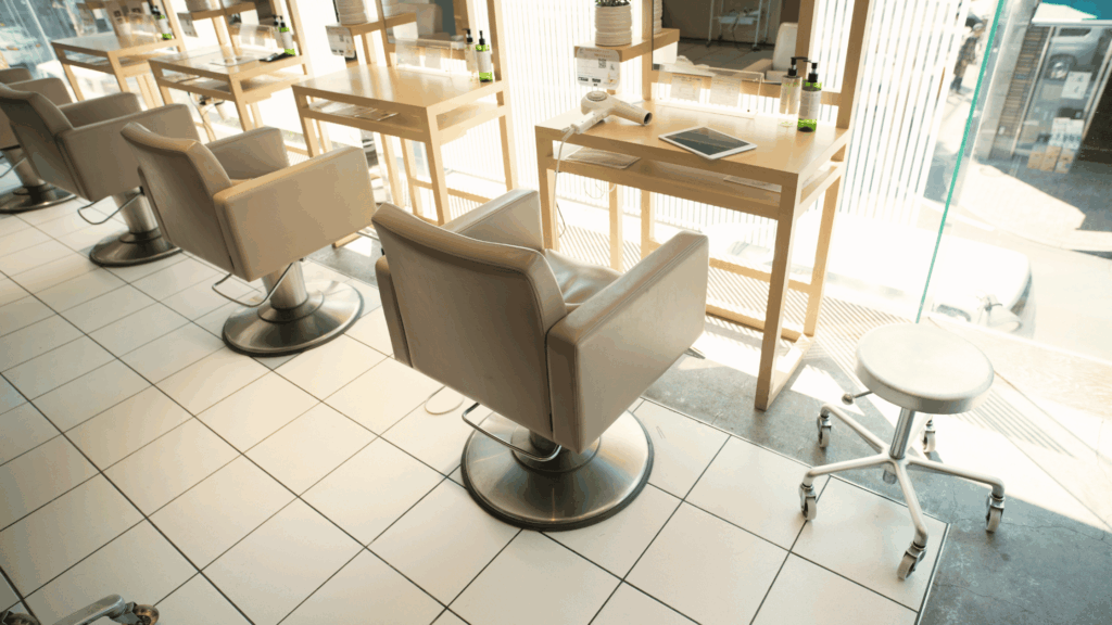 美容室集客の課題を解決するするために集客の課題を分析した記事