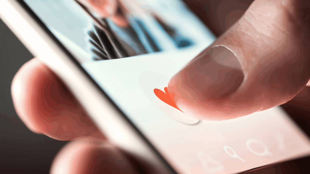 美容室の集客アイデアとしてオンラインで美容室の集客方法を解説した記事