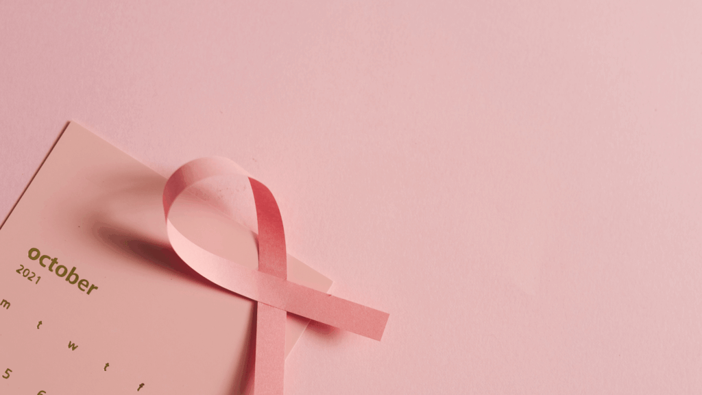 美容室の新規顧客を集客する方法として、既存のお客様から紹介する方法が成約率につながることが書かれた記事