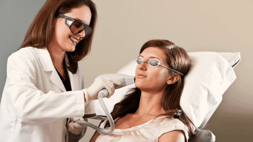 脱毛サロンの経営者の年収や収入を解説した記事