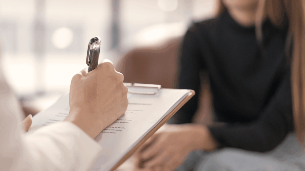 眉毛サロンで儲かるために眉毛サロンの集客方法を解説した記事