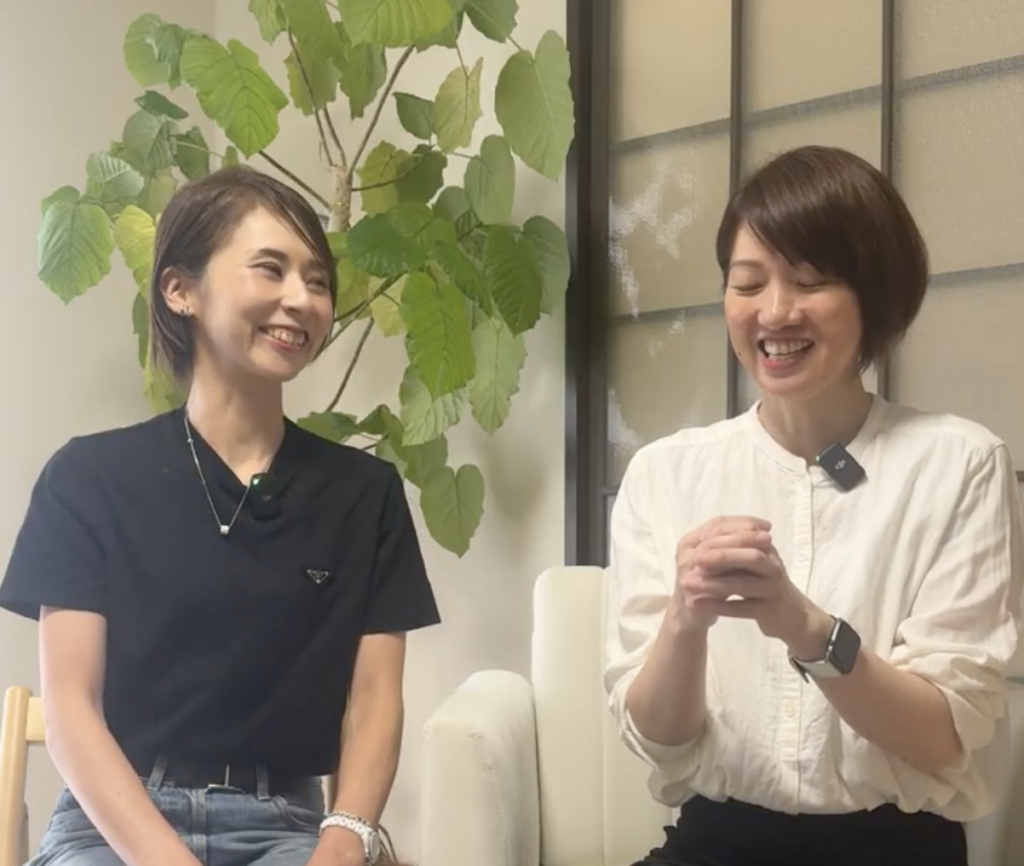 AI-BOUZを導入することで1日の作業が5〜10分で終わるようになり、施術に集中できるようになった腸もみサロンオーナーの事例