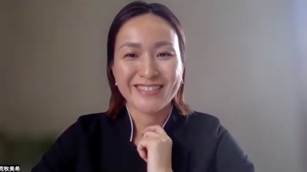 AI-BOUZのInstagram機能には、プロフィール文章、「お客様の声」「施術紹介」「ビフォーアフター」といったフィード投稿、ストーリーズまで、それぞれ専用の生成ボタンが用意されているという解説記事