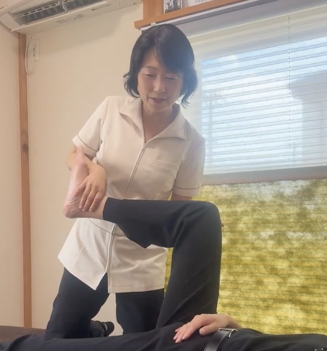 【AI-BOUZ お客様事例】回数券を売らず、都度払いのまま月商100万円超えに。三重・女性向け整体サロンが30日で新規30人を集めるまで